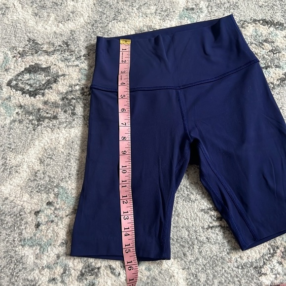 Lululemon Align Shorts - Picture 13 of 15